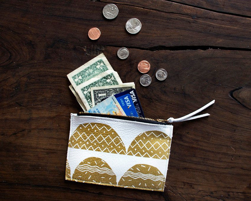 Amelie Mancini | Arches Zip Wallet (White Leather) | Firecracker