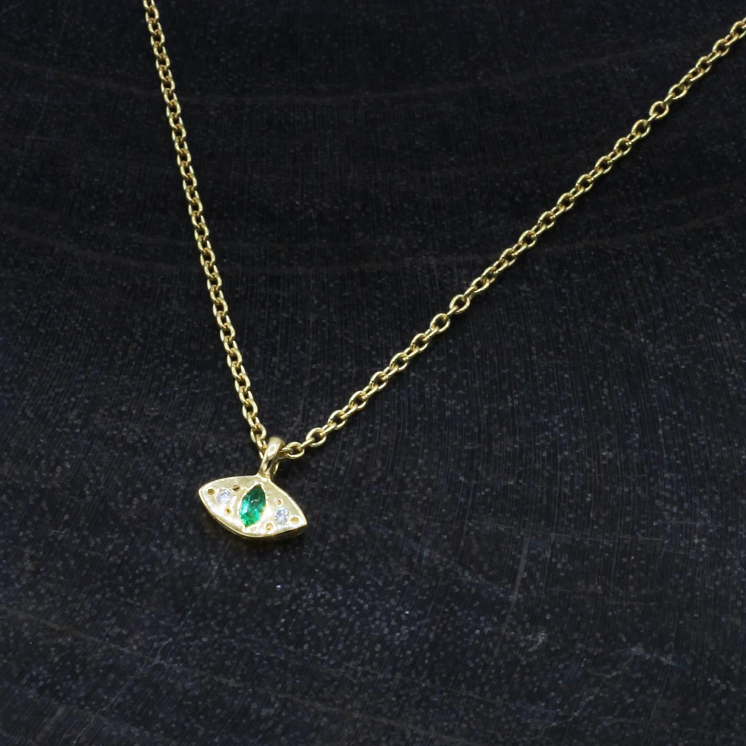 Scosha | Emerald + 10k Gold Cat Eye Pendant Necklace | Firecracker
