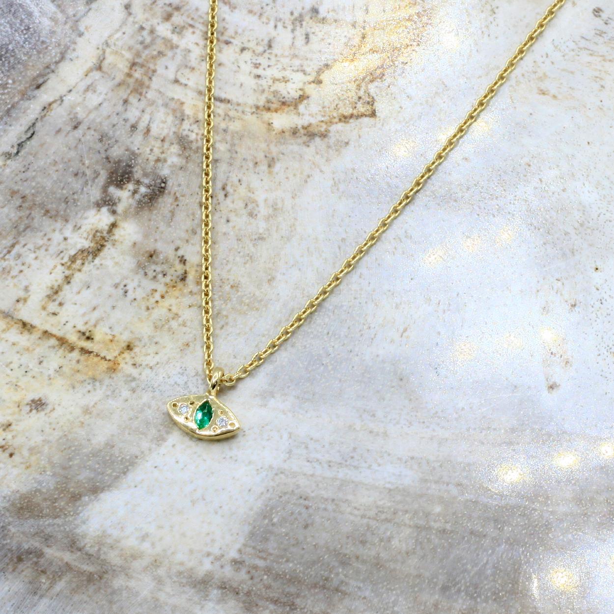 Scosha | Emerald + 10k Gold Cat Eye Pendant Necklace | Firecracker