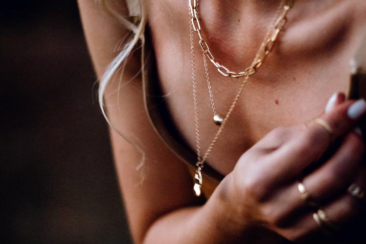 Necklaces + Pendants